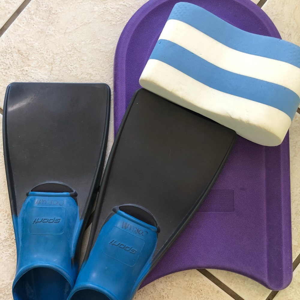 KICKBOARD,PULLY, FINS SWIM SET